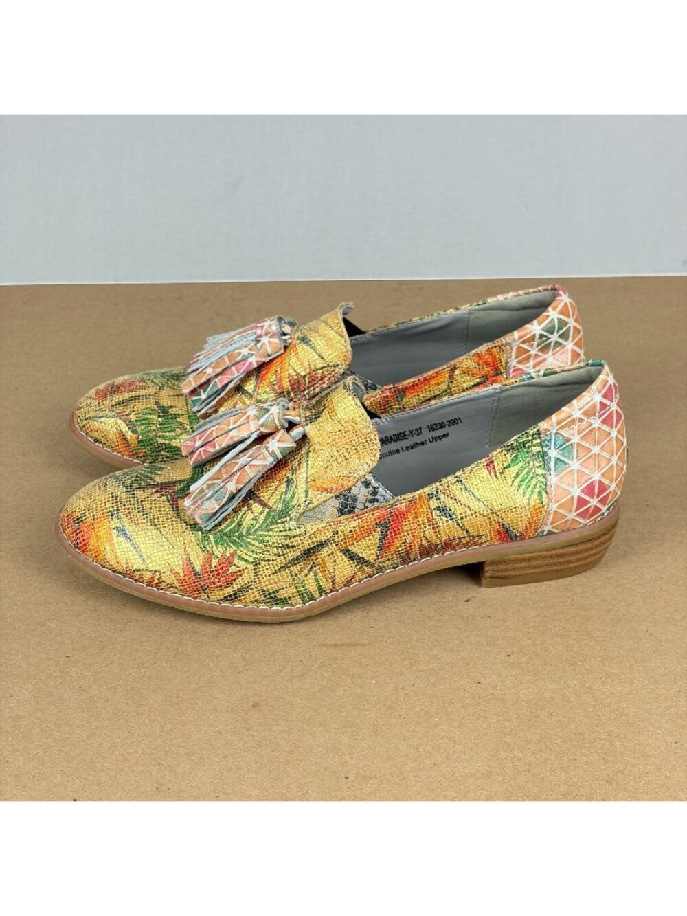Spring Step L'Artiste Klasik Paradise Tassel Loafers Womens 7 EU 37 Tan Orange